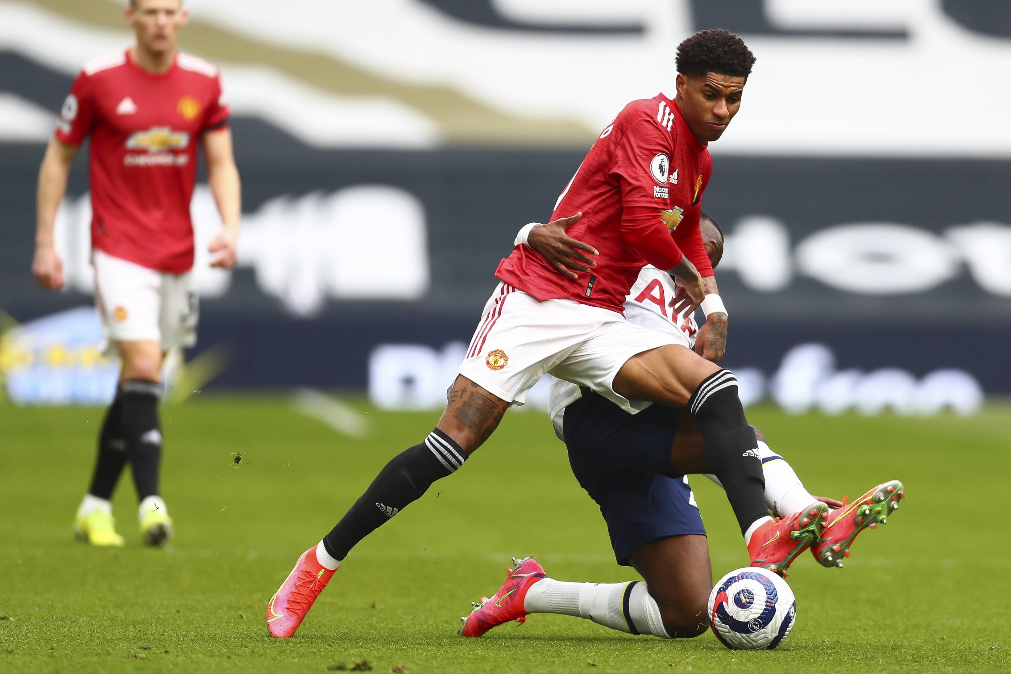 苏亚雷斯成 苏亚雷斯成