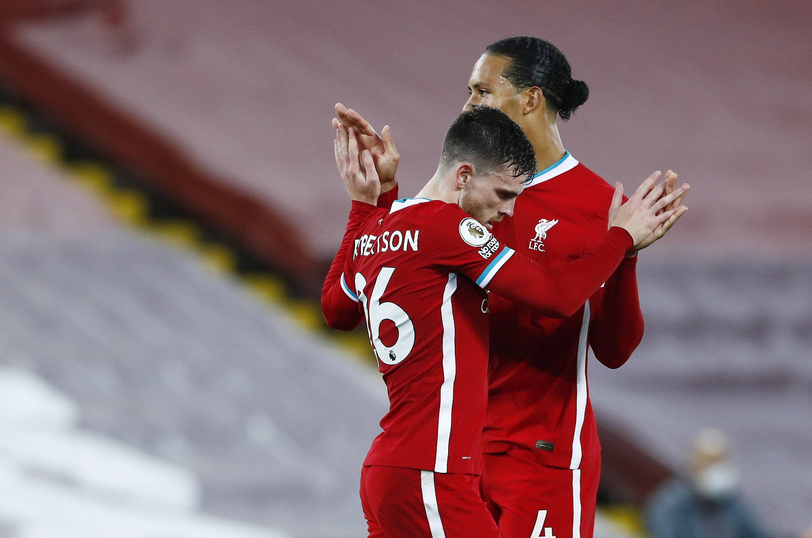 周鹏关键得 周鹏关键得